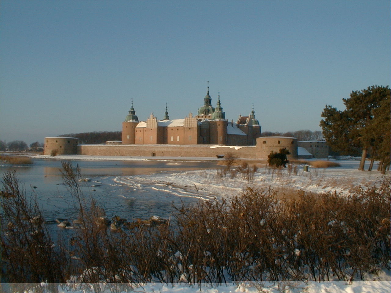 kalmar2.jpg (190205 bytes)
